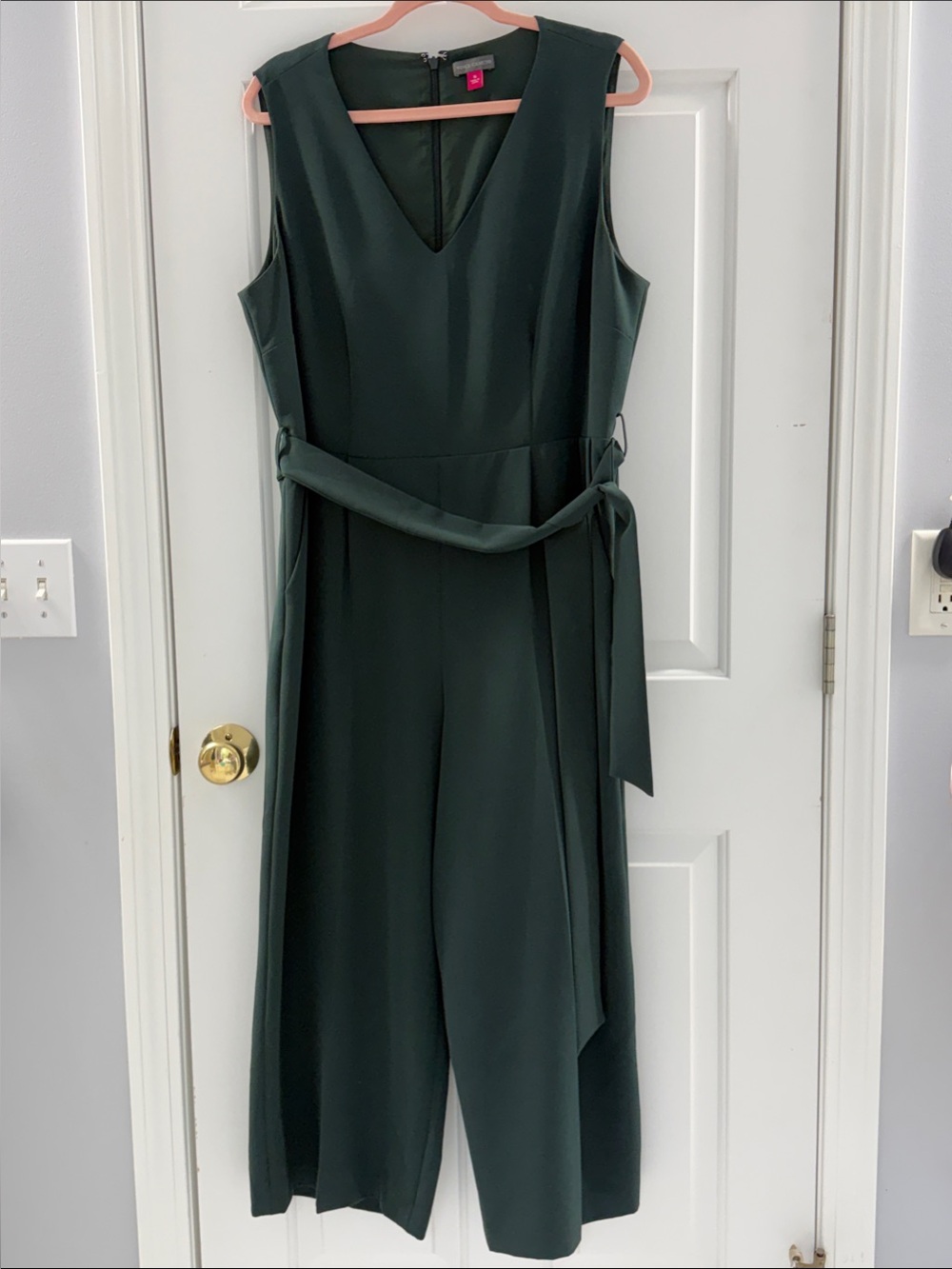 Vince Camuto Dark Green V-Neck Sleeveless Jumpsuit with Tie Waist